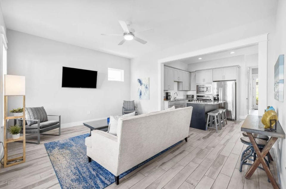 Available for Spring Break! Seas The Day at Inlet Beach House in Inlet Beach