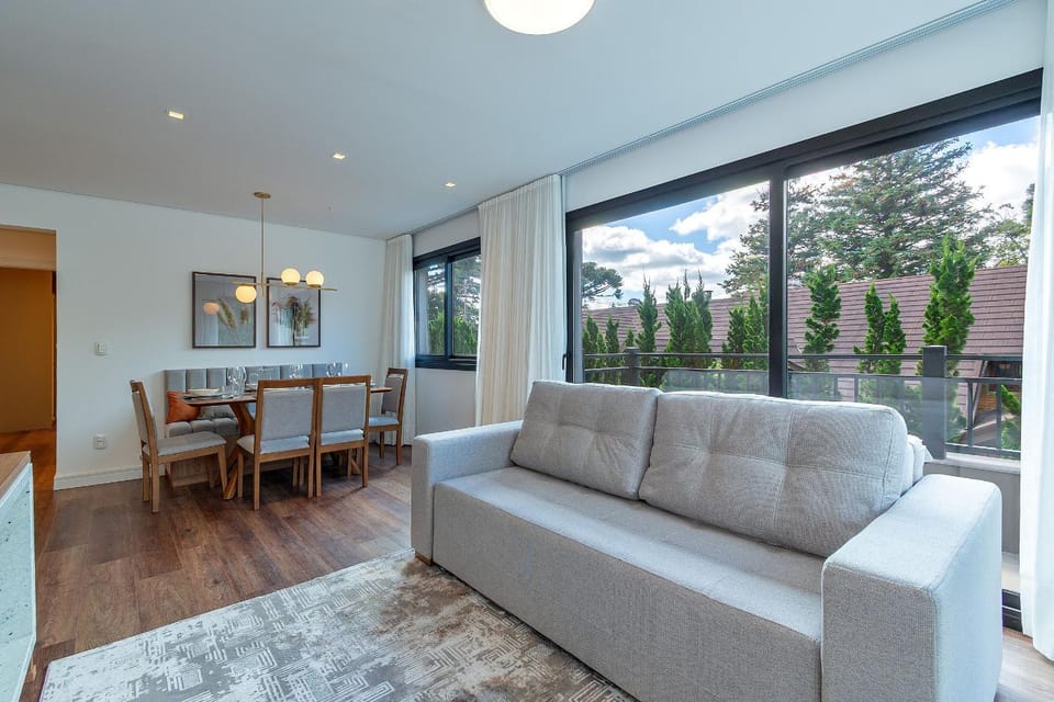 Communal lounge/ TV room, Living room, Dining area