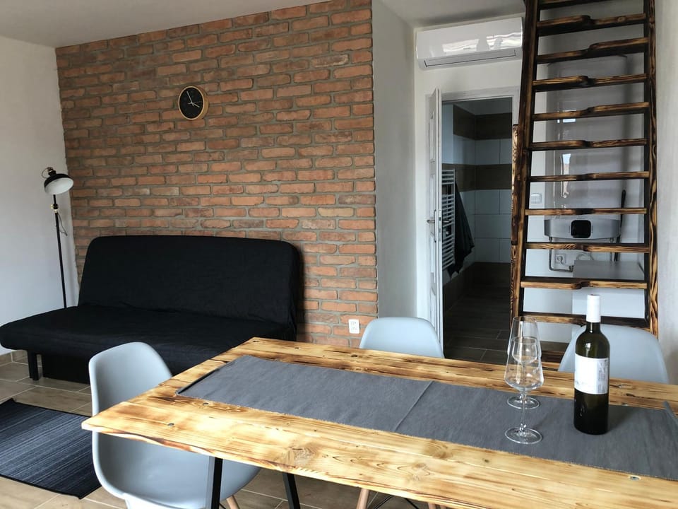 Ubytování u slaniska Vacation rental in South Moravian Region