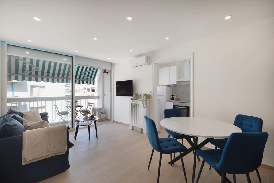 Saint Honorât, Juan Les Pins Antibes Terrasse Apartment in Antibes