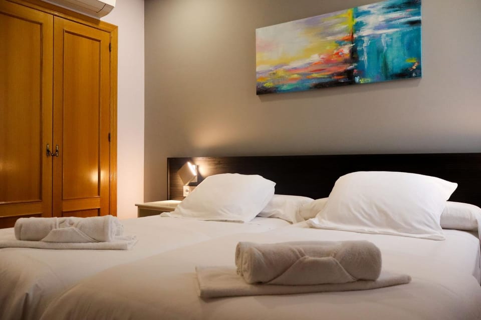 Bed, Photo of the whole room, Bedroom, towels, wardrobe