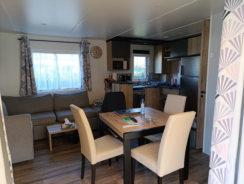 Camping Siblu Le Montourey Campground/ 
RV Resort in Fréjus