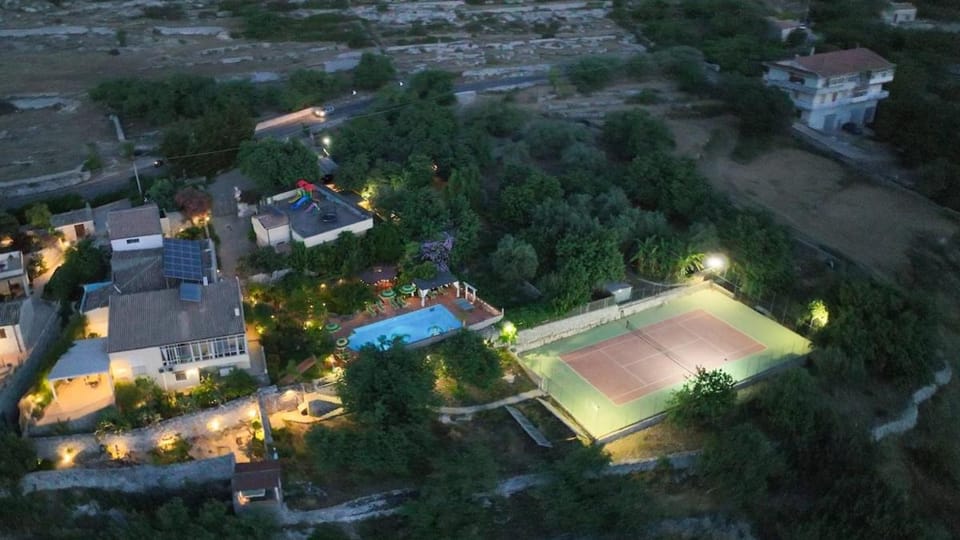Villamodica a family villa 20 min from the beach Villa in Modica