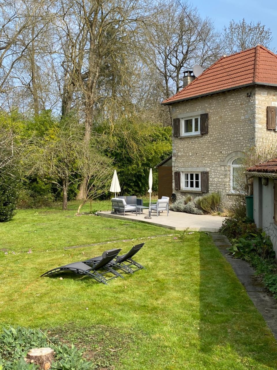 Maison familiale climatisée, jardin cinema et jeux House in Île-de-France
