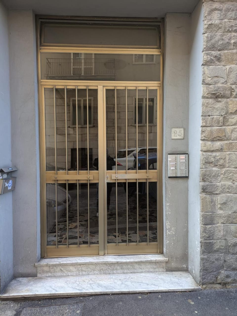 Property building, Facade/entrance