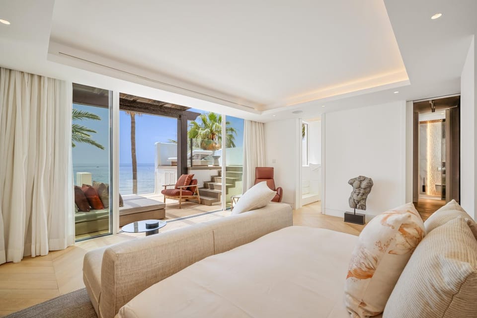 Orquidea 21 A Luxurious Duplex in Persian Gardens Puente Romano Apartment in Marbella