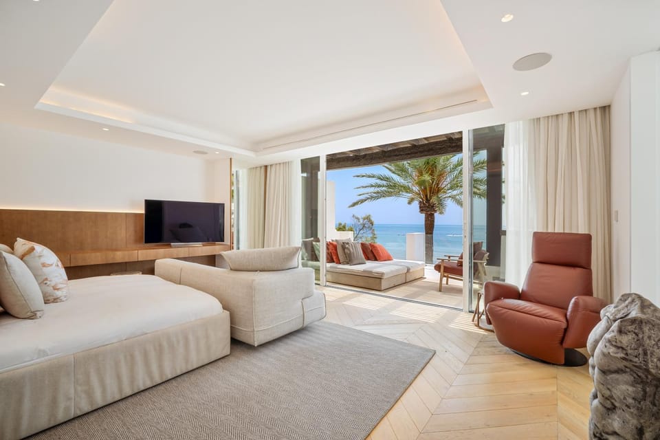 Orquidea 21 A Luxurious Duplex in Persian Gardens Puente Romano Apartment in Marbella