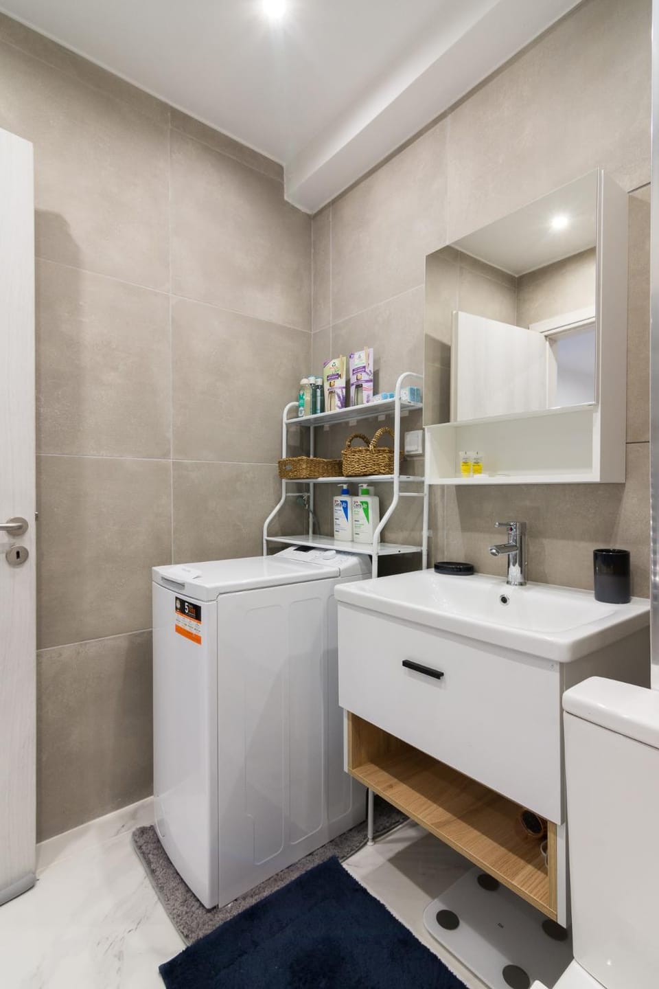 Modern Studio in Piraeus Apartment in Pireas