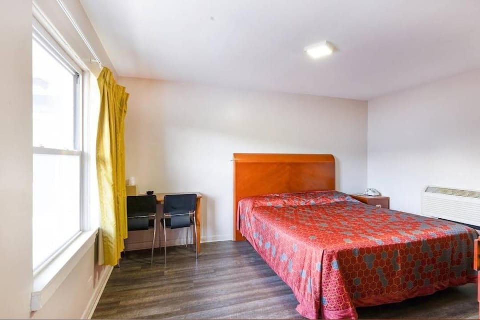 Hillside Manor Motel Hotel in Hillside