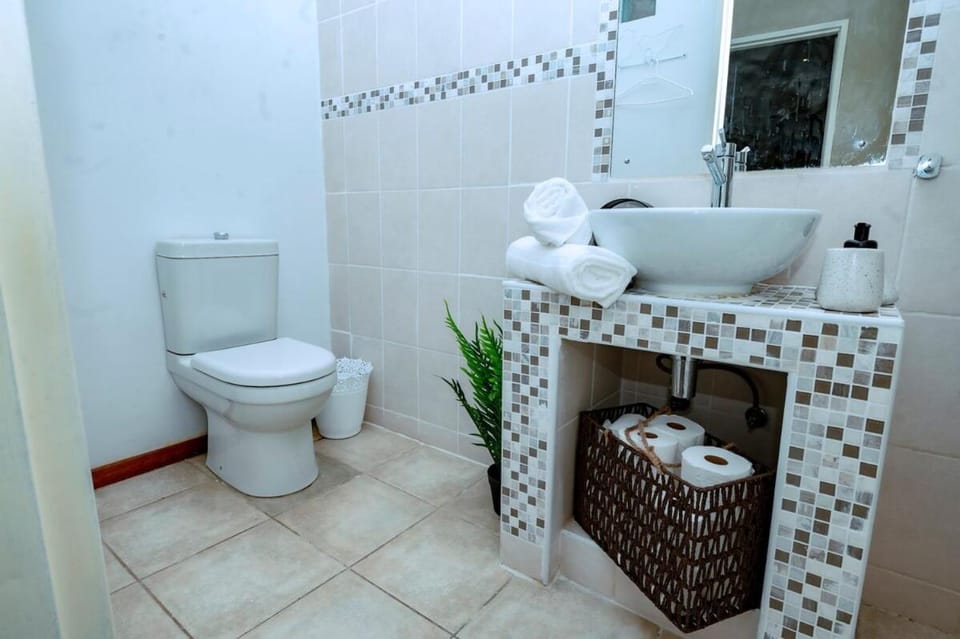 The Bush Cottage at Mokolodi Gaborone Apartment in North West, South Africa