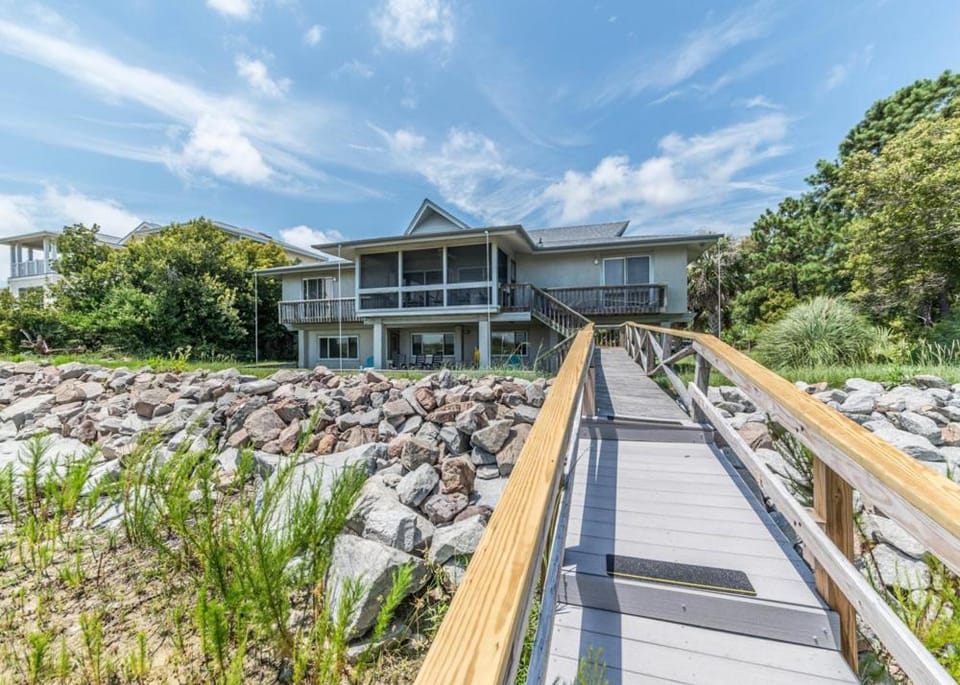 Patterson's Paradise House in Saint Helena Island