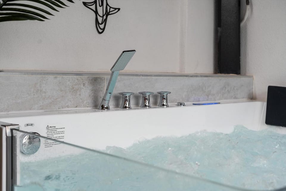 Luxury Meets Wellness Spa Rtrt Villa in Phoenix