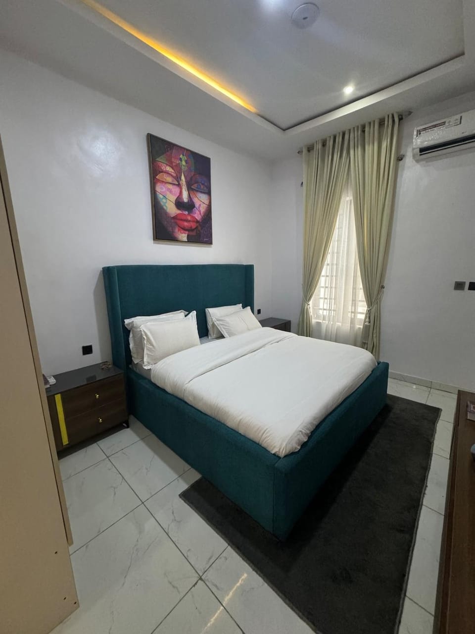 Bed, Photo of the whole room, Bedroom, air conditioner
