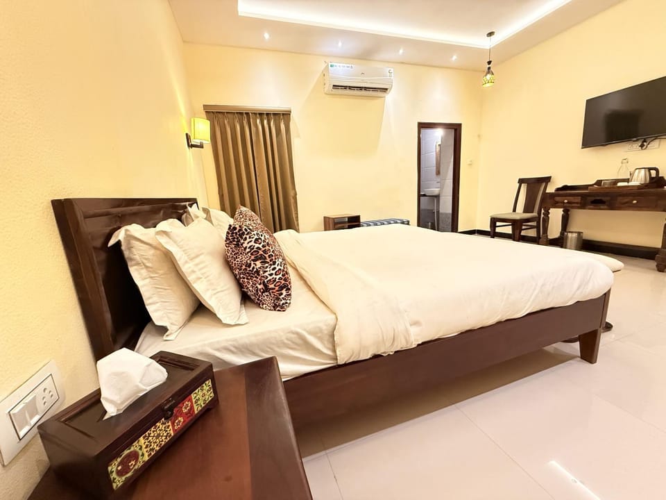 Atithi Leopard Camp - Jawai Campground/ 
RV Resort in Rajasthan