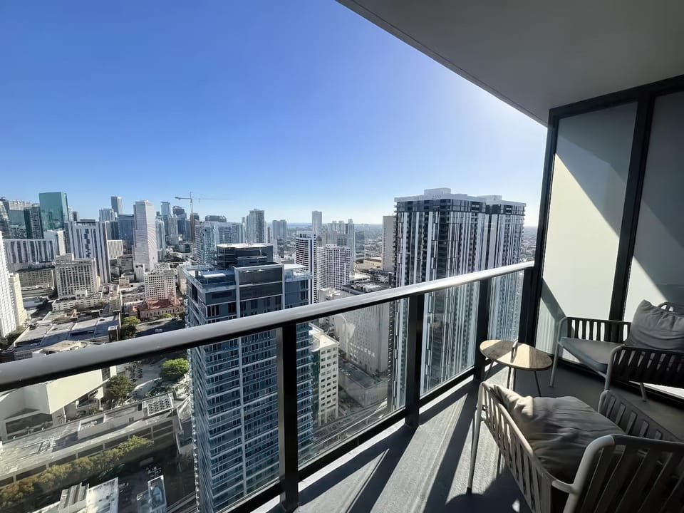 Day, View (from property/room), Balcony/Terrace, Seating area, City view