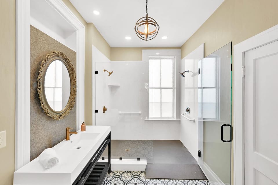 Shower, Bathroom