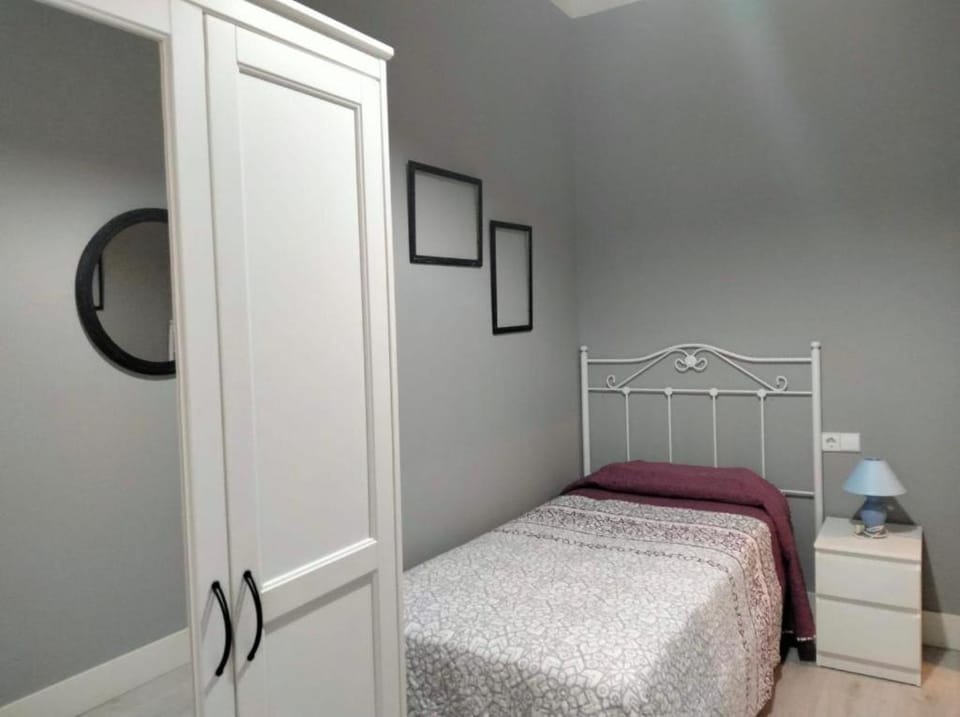 CENTRO GIJÓN para 7 PERSONAS Apartment in Gijón