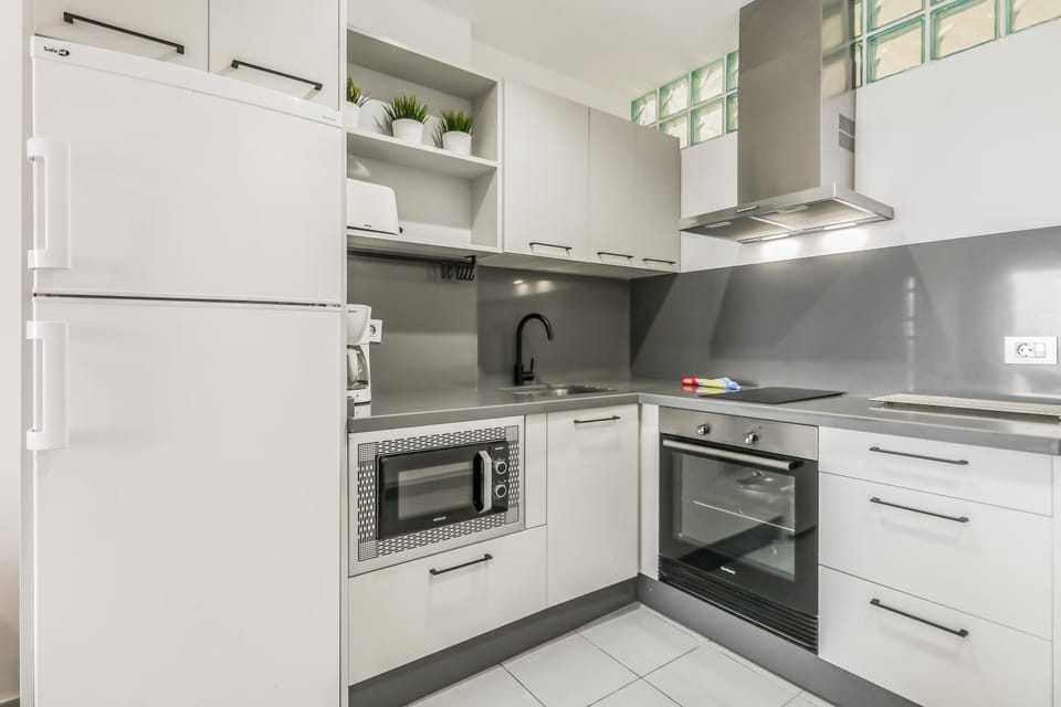 Beachside Comfort Las Canteras Apartment in Las Palmas de Gran Canaria