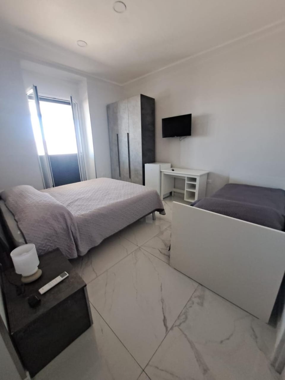 TV and multimedia, Photo of the whole room