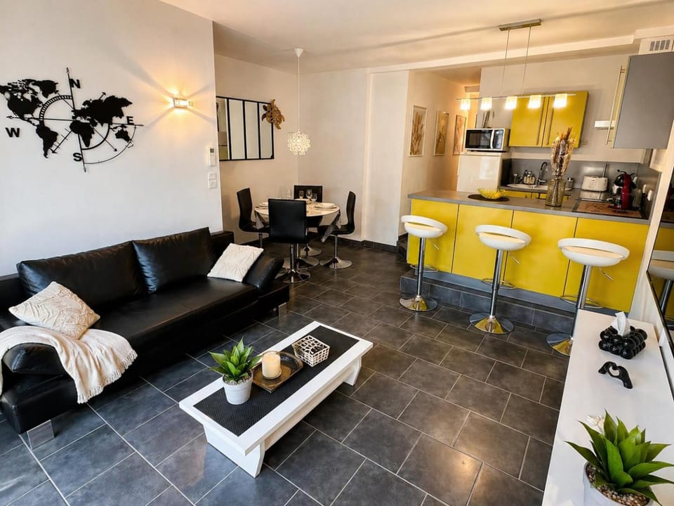 Appartement terrasse - 50m plage Apartment in Canet-en-Roussillon