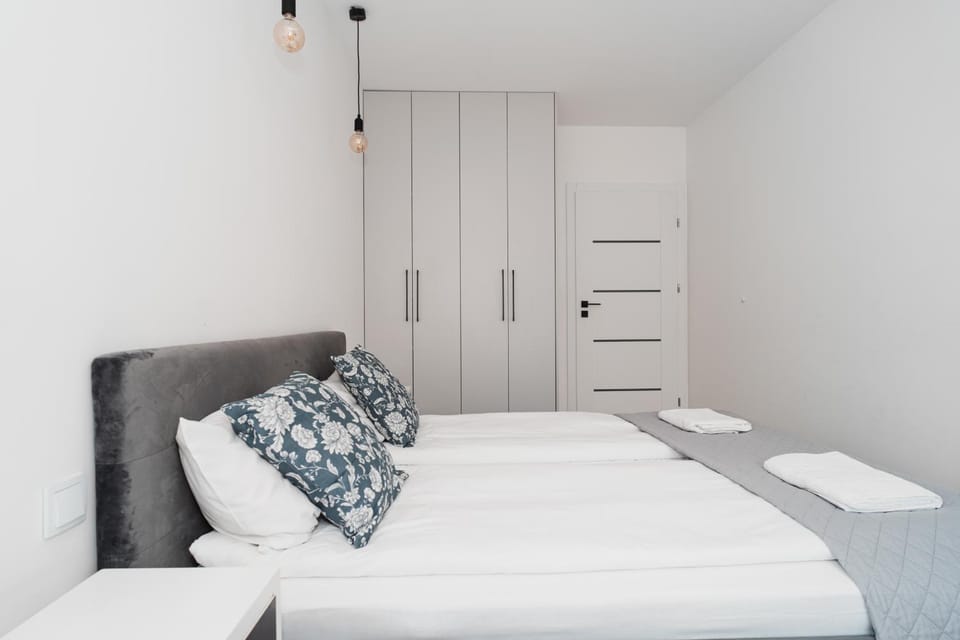 Bed, Bedroom, wardrobe