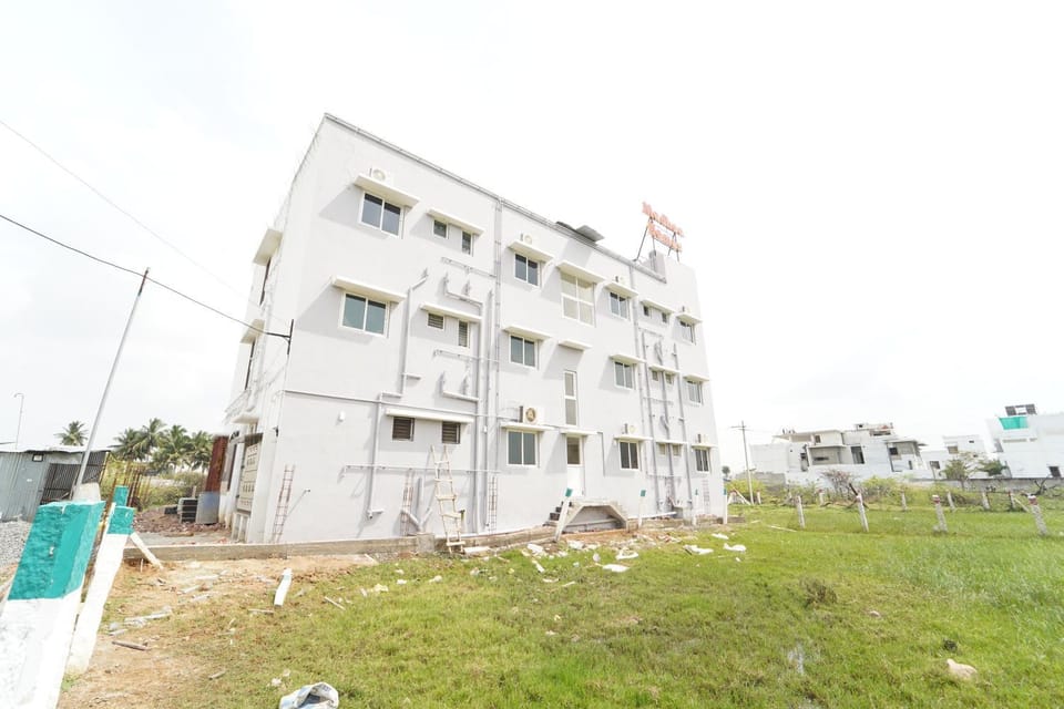 Property building, Day