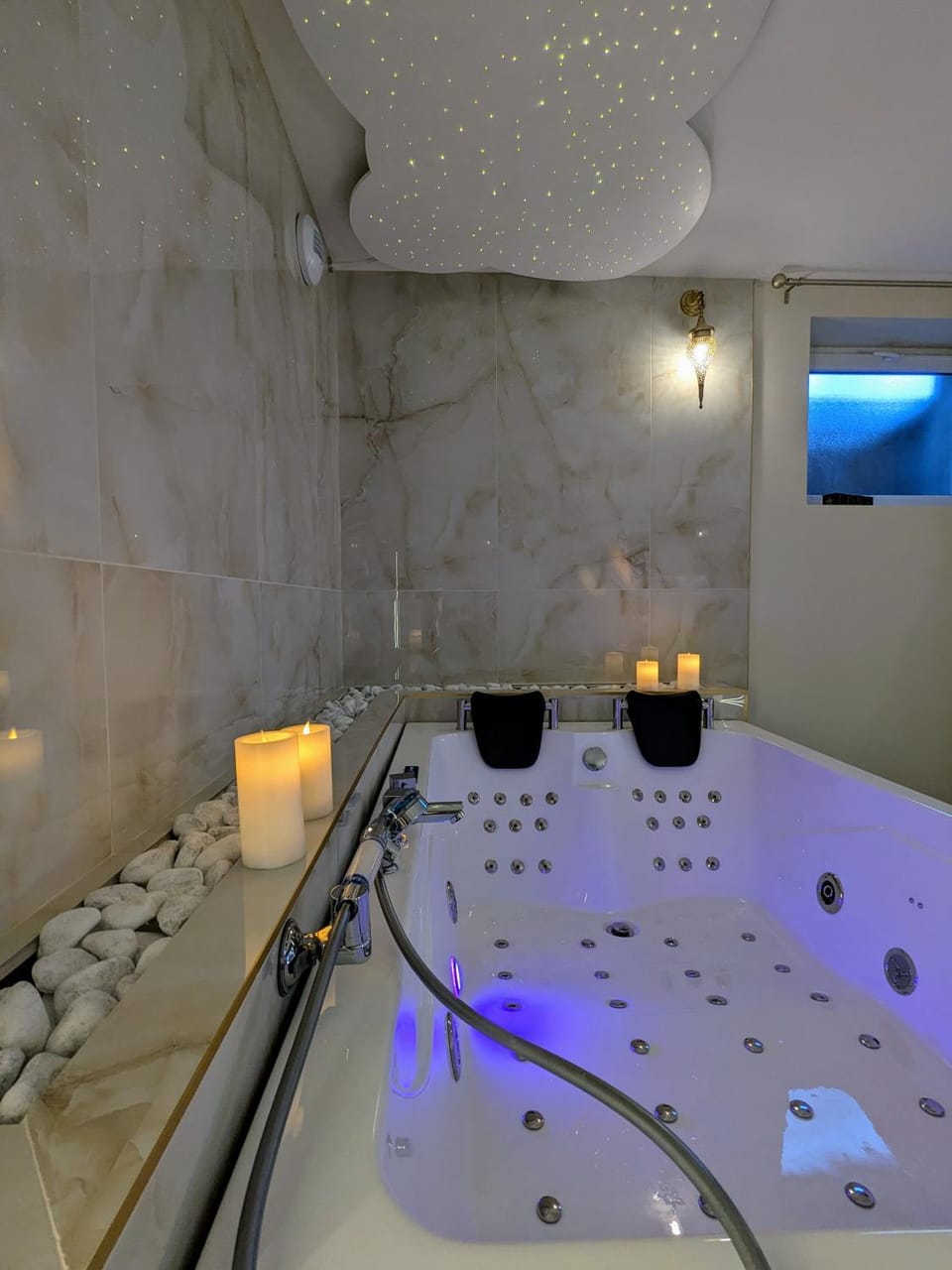 Evasion romantique ultime Apartment in Auvergne-Rhône-Alpes