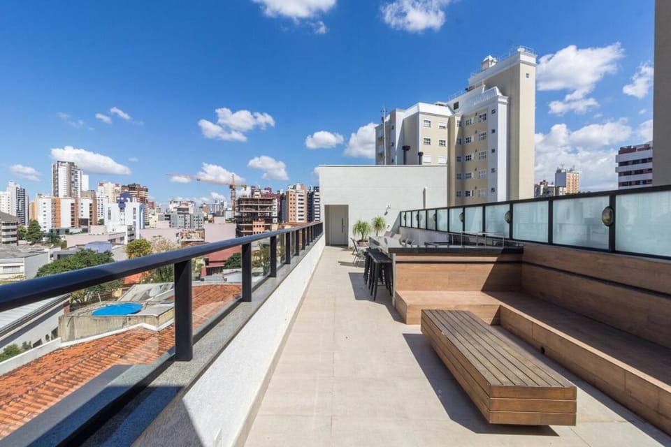 Studio Urban Chic AC e Smart TV 50" Apartment in Curitiba