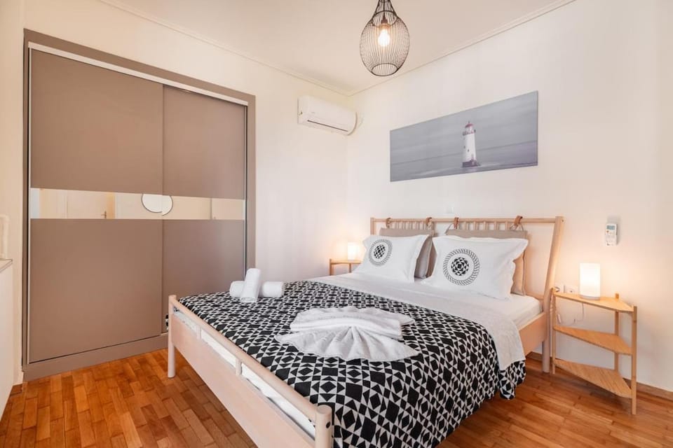 Bedroom, air conditioner
