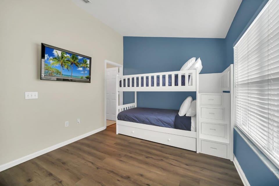 Perfect Townhome Near Disney House in Windsor Hills