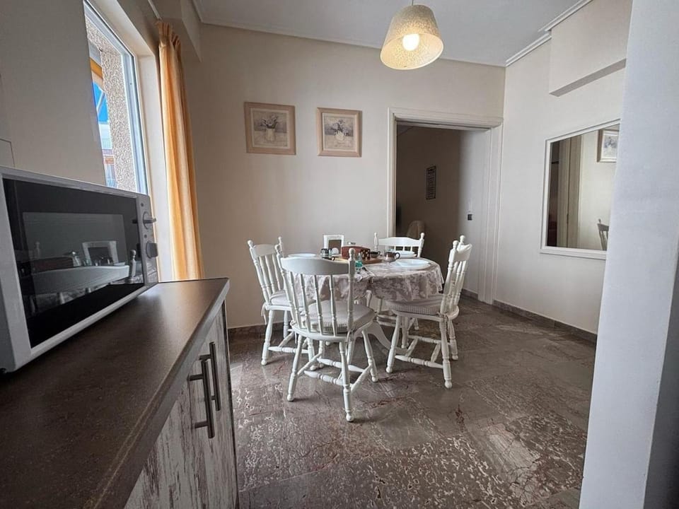 Cozy & Quiet Seaside apartment Apartment in Euboea