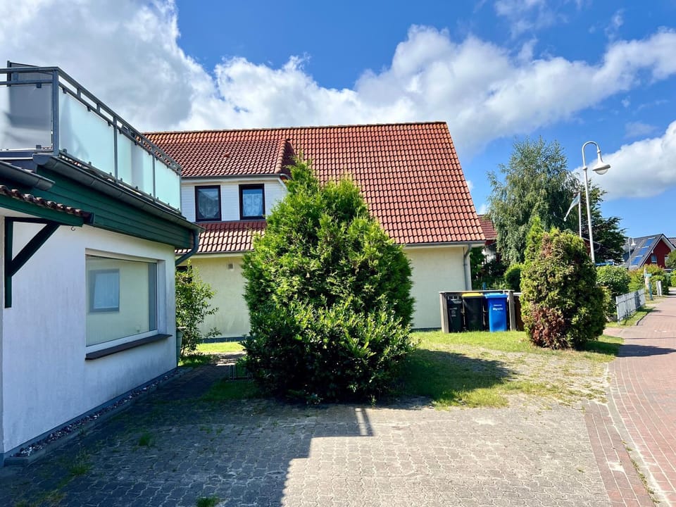 Property building, Parking