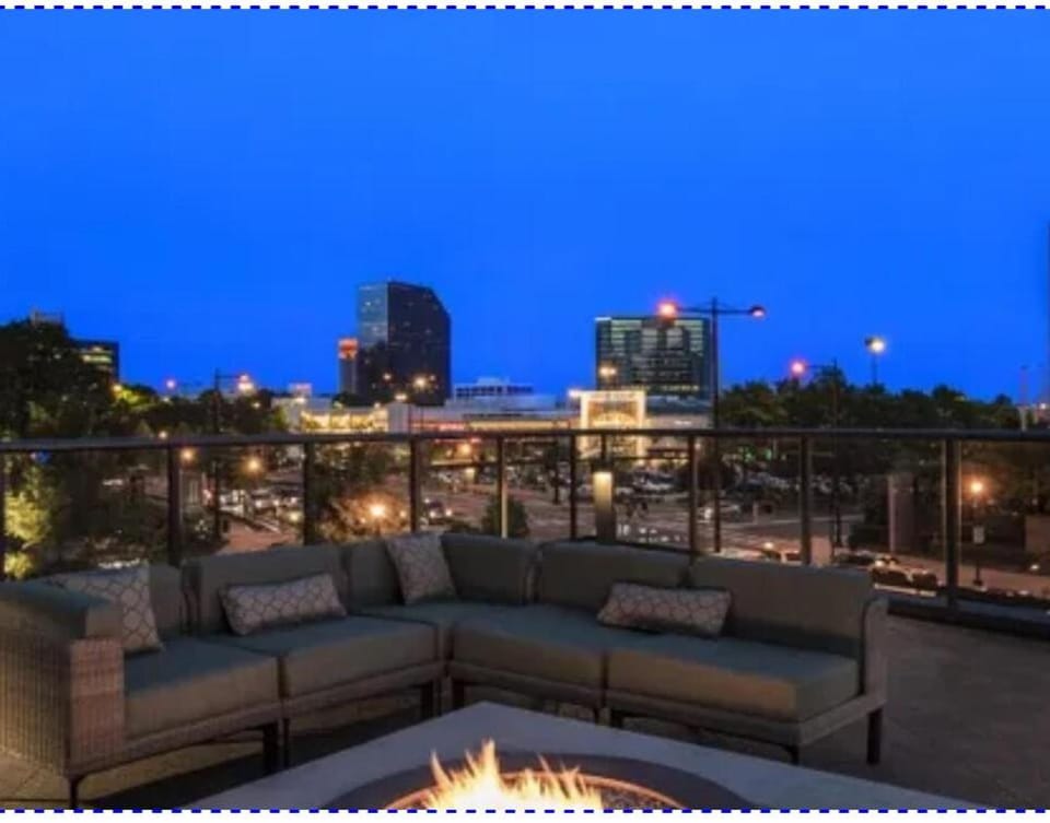 St Imperium Highrise Apartment in Buckhead