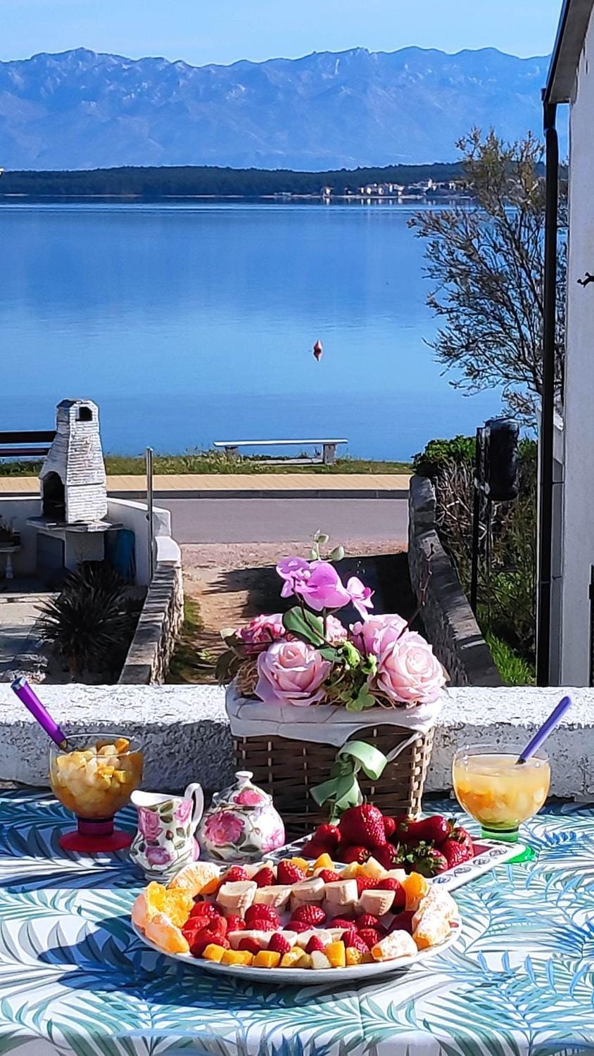 Day, Natural landscape, View (from property/room), Balcony/Terrace, Mountain view, Sea view