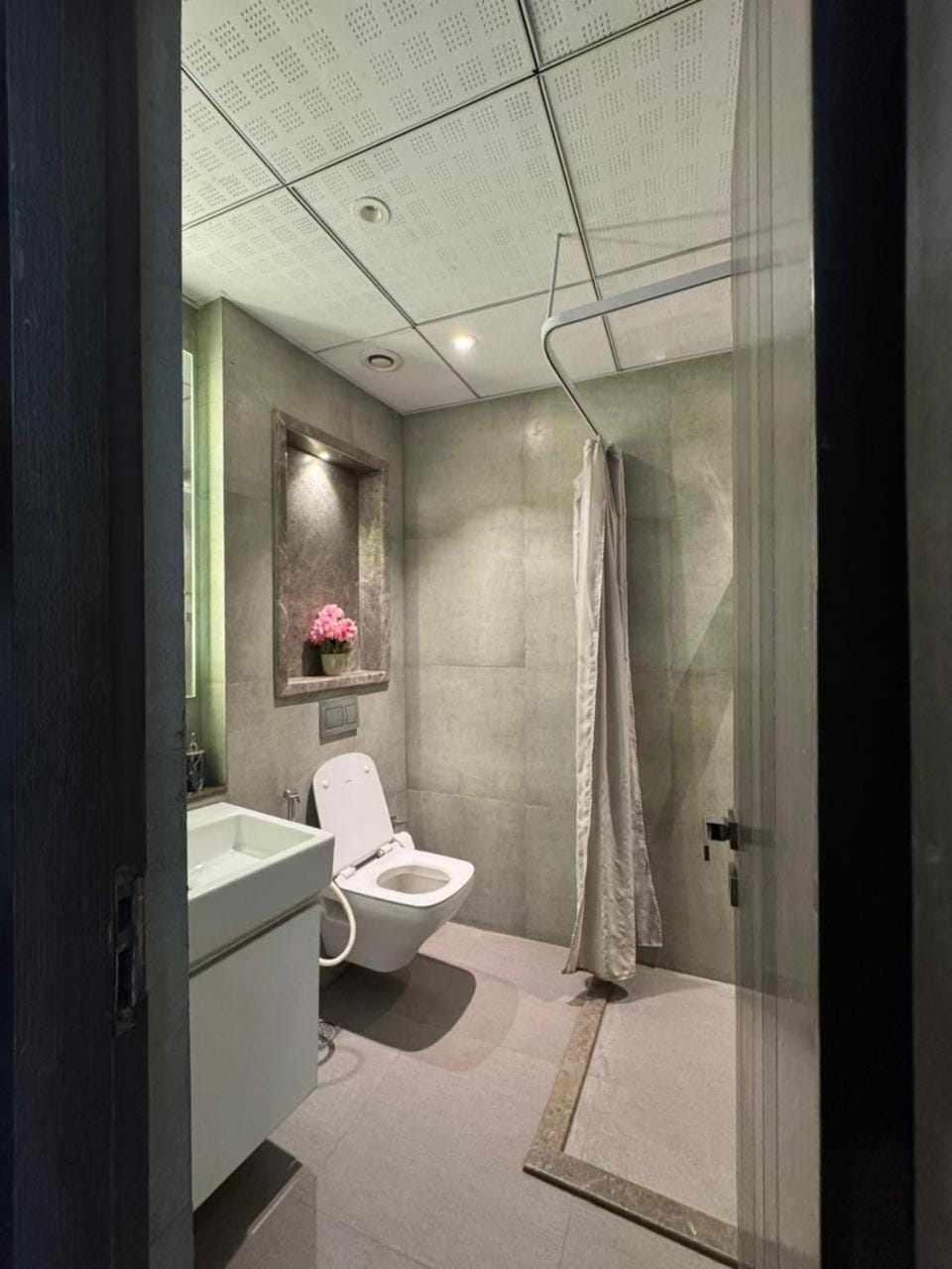 Nova luxury studio's Apartment in Noida