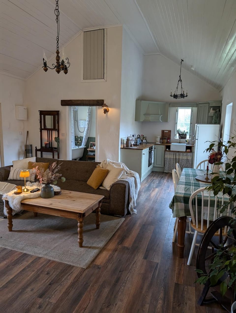 The Red Bridge Cottage House in County Donegal