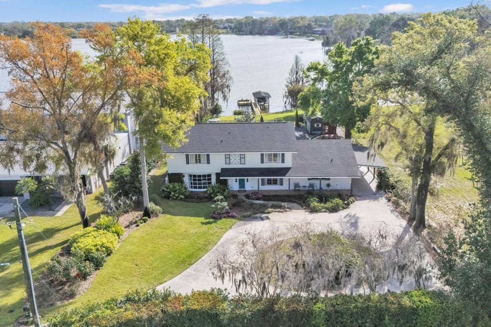 Otis Sunrise Villa House in Winter Haven