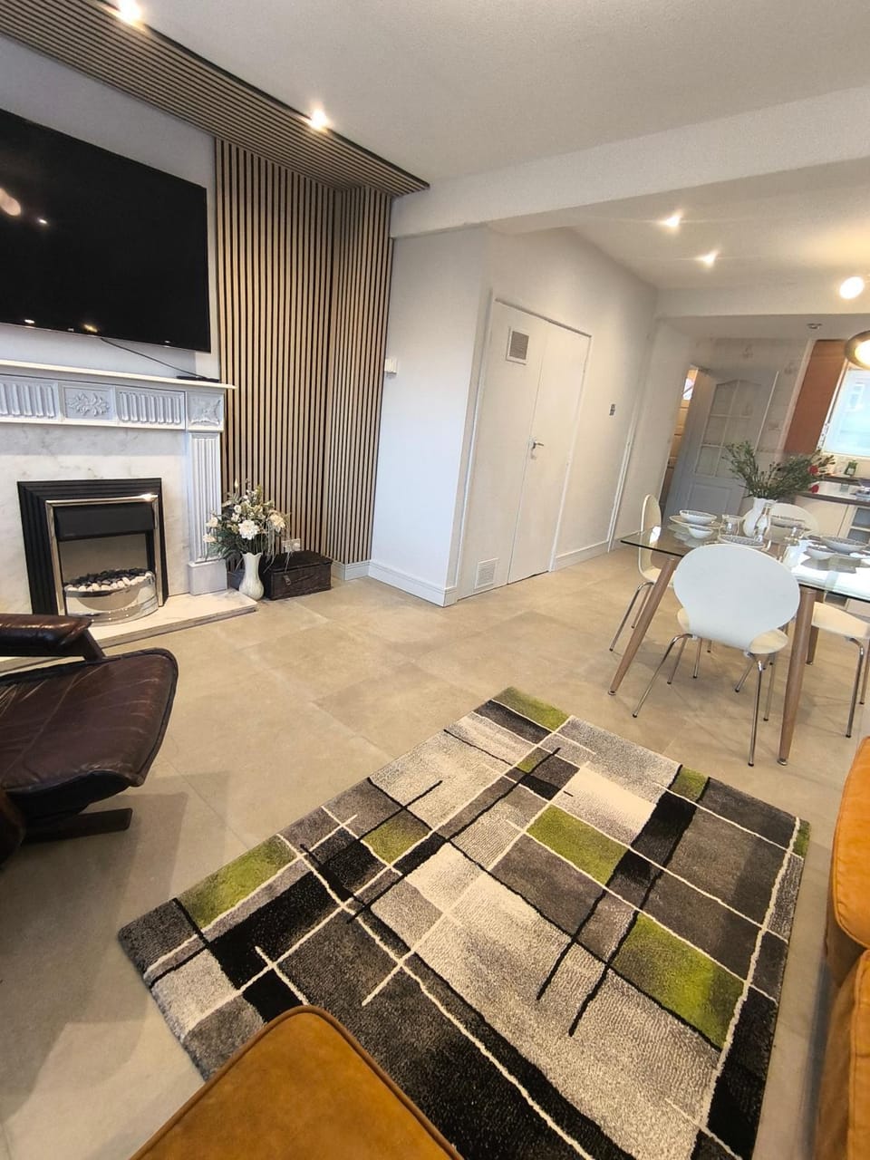 Communal lounge/ TV room