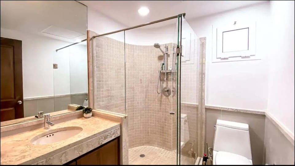 Quiet 3 bedrooms, 2 swimming pools, 5th Avenue, the sea is nearby! Apartment in Playa del Carmen