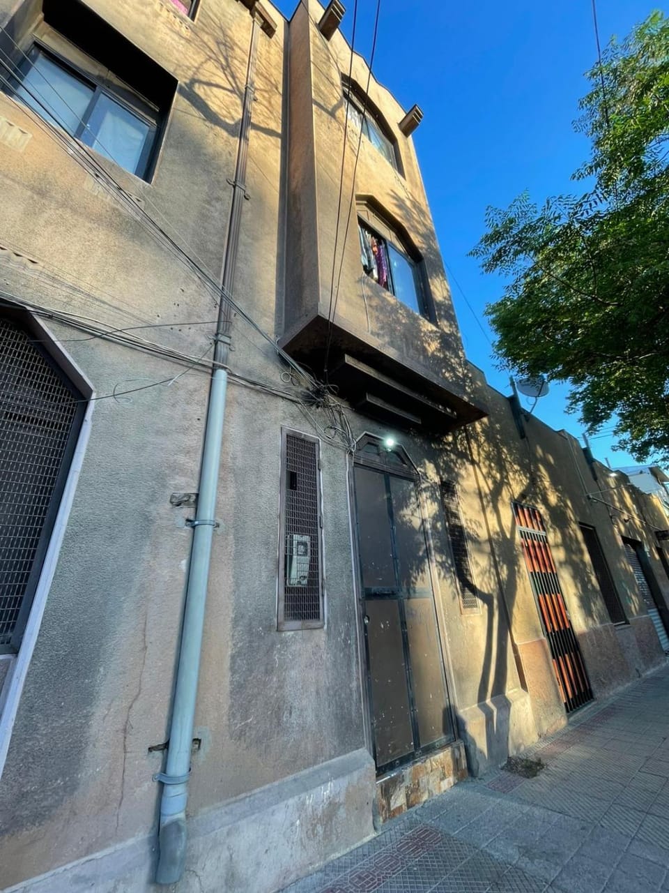 Property building, Facade/entrance