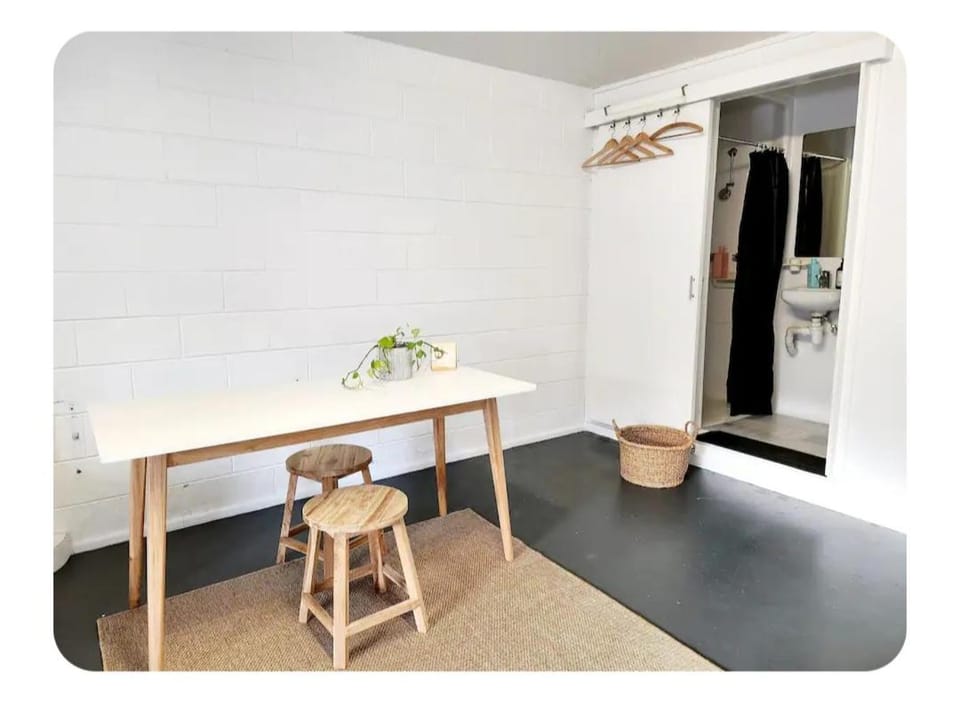 Detached Living Space in Rainbow Bay Bed and Breakfast in Tweed Heads