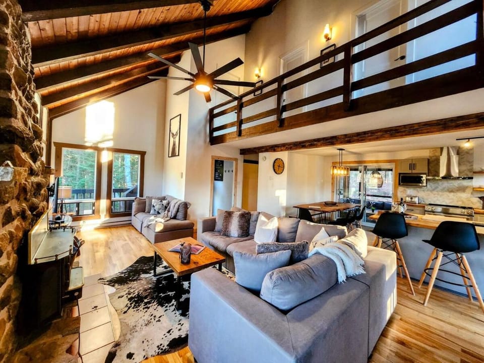 Le Chalet Suisse Chalet in Ontario