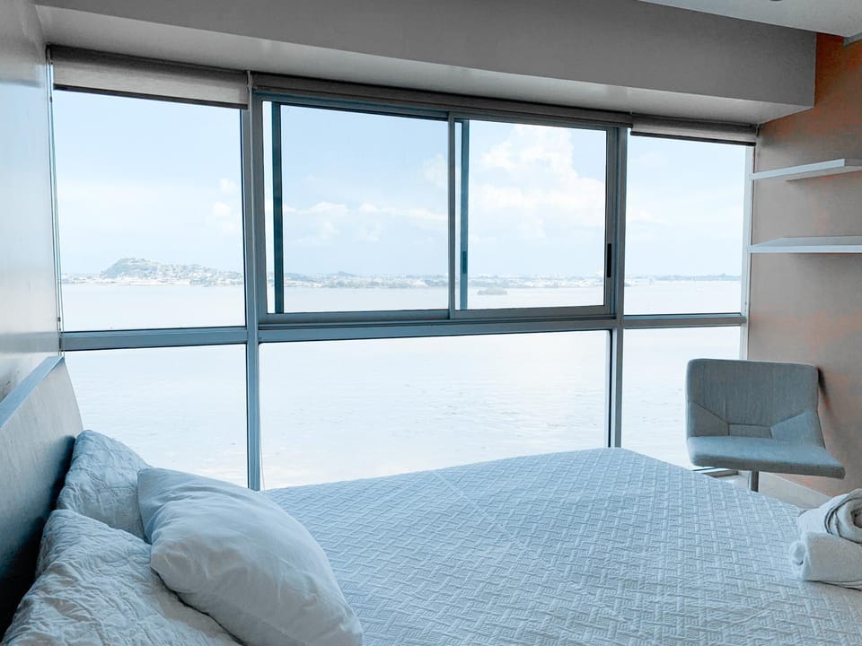 Bed, Natural landscape, Photo of the whole room, Bedroom, River view