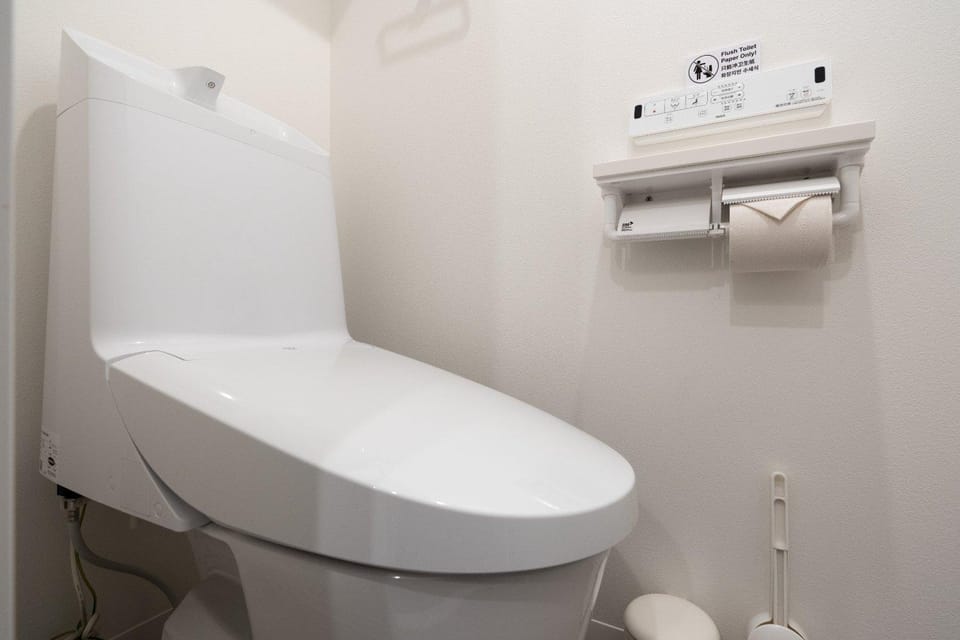 Toilet, Bathroom