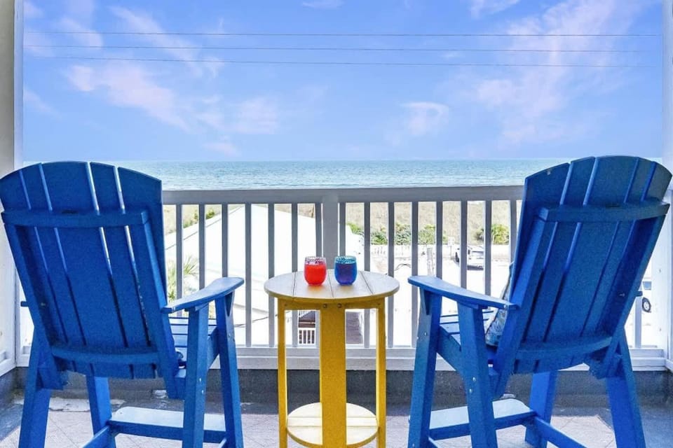 Beach Harbour 38 - The Carolina Beach Boardwalk Apartment in Carolina Beach