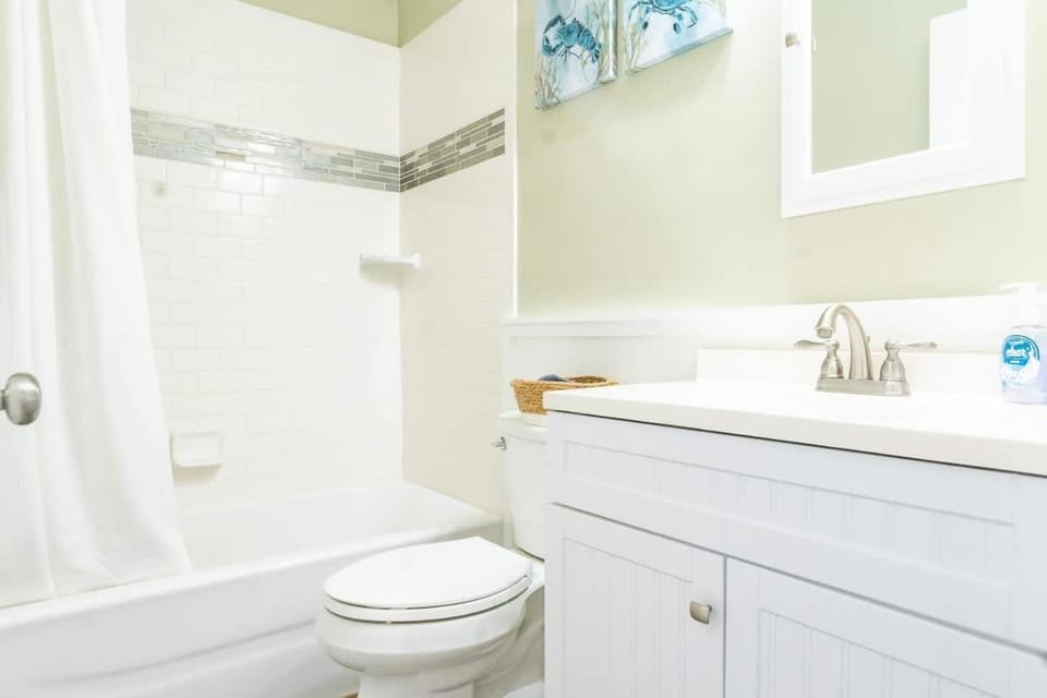 Beach Harbour 38 - The Carolina Beach Boardwalk Apartment in Carolina Beach
