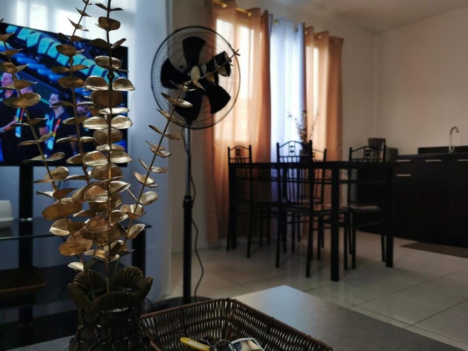 Luna staycation Cozy Condo near Enchanted Kingdom Apartment in Santa Rosa