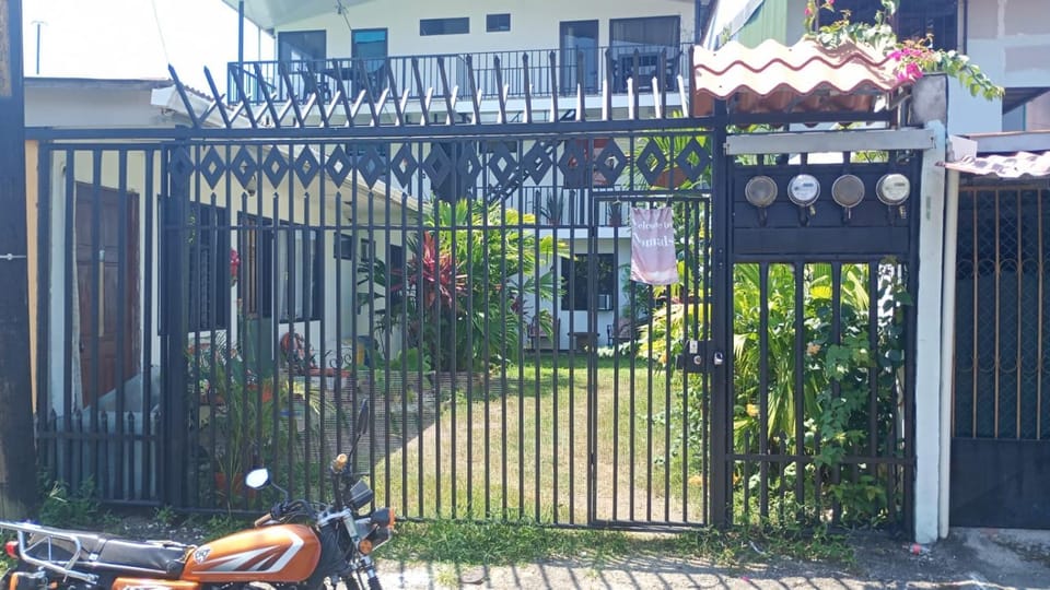 Kristel Rooms Bed and Breakfast in Quepos