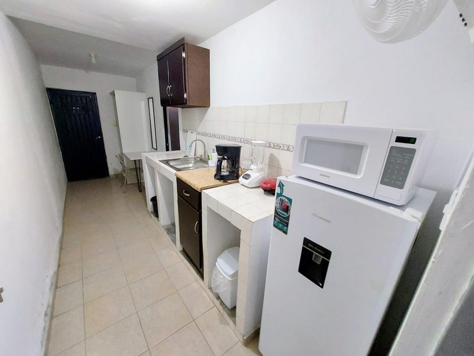 Departamento 1 cerca del CAS y consulado,CRIT,Centro de Gobierno y Galerías Mall Cómodo, moderno y con entrada autónoma Apartment in Hermosillo