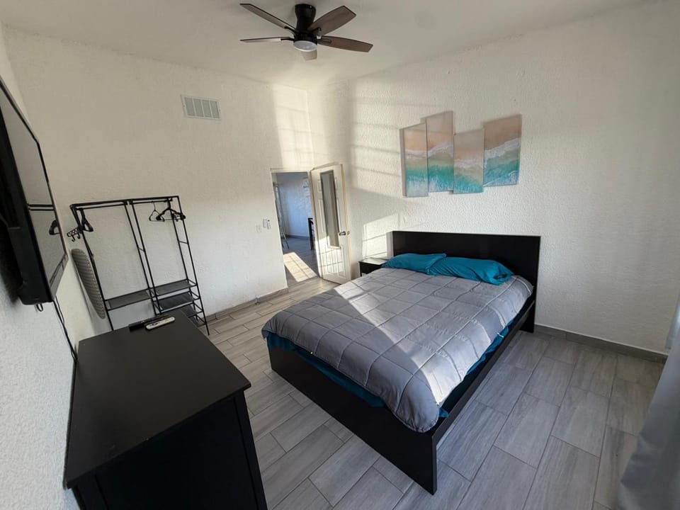 Condo 5- Pool, Near Beach & Malecón, Sleeps 8 Apartment hotel in San Felipe